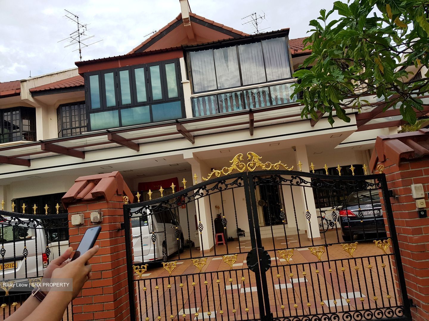 Yunnan Gardens (D22), Terrace #520554301